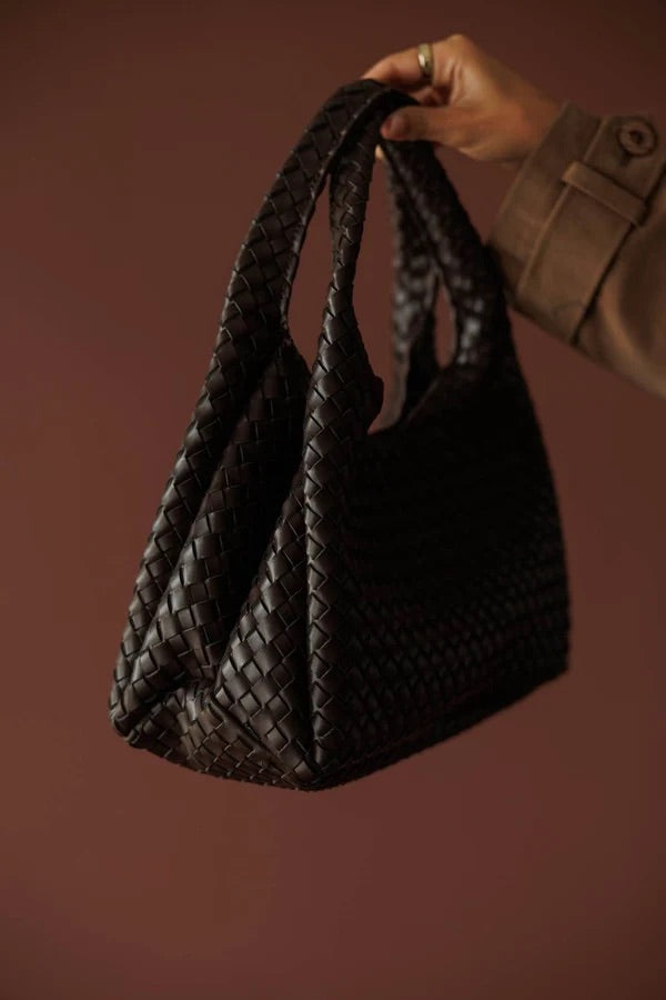 Novie Shoulder Bag