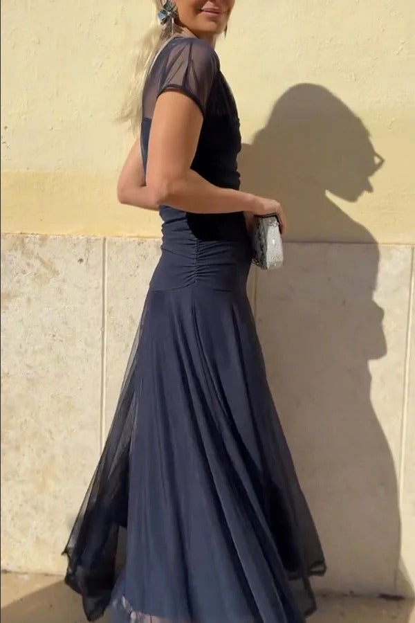 Chic Illusion Yoke Short Sleeve Flowy Long Dress