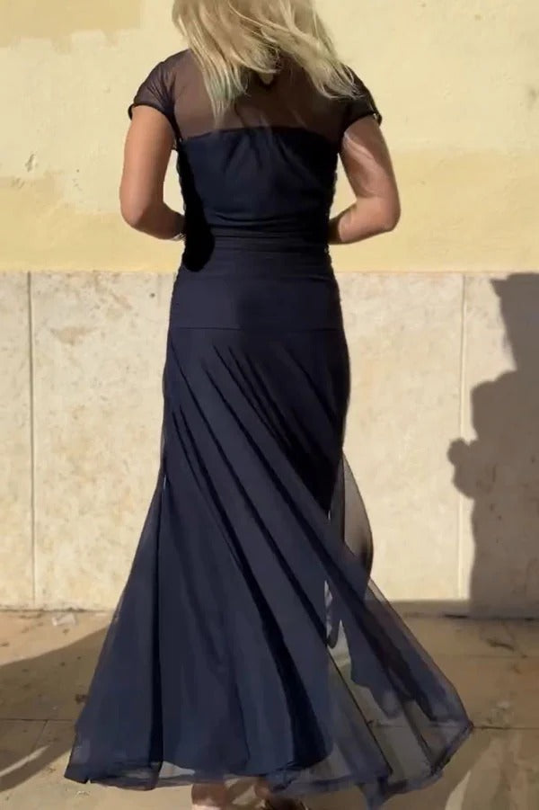 Chic Illusion Yoke Short Sleeve Flowy Long Dress