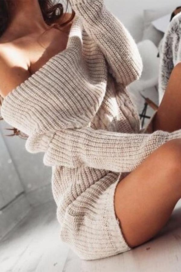 One-line Collar Off-shoulder Bag Hip Sweater