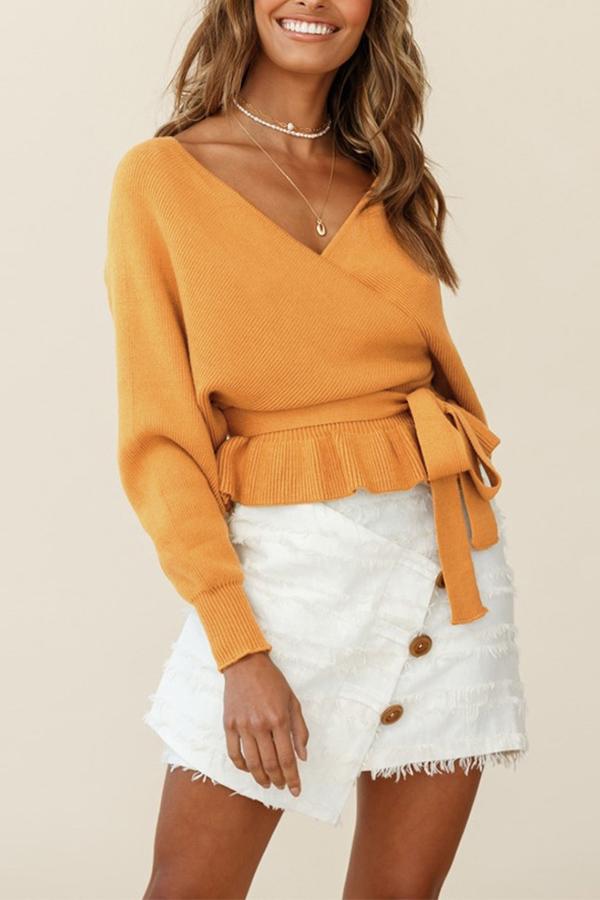 V-neck Slim Belt Sweater