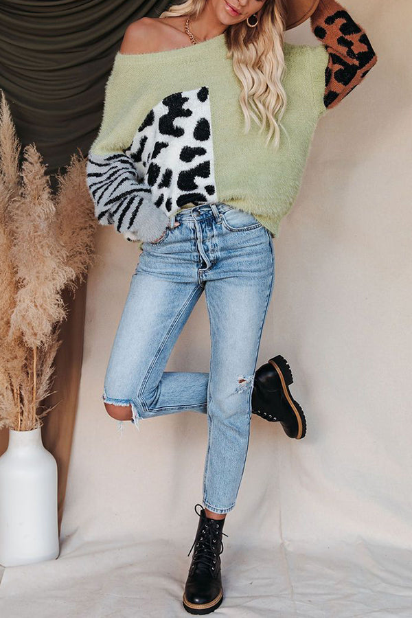 Color Contrasting Leopard Print Sweater