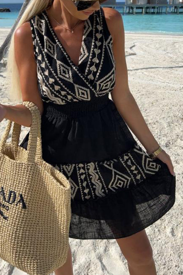 Fashion V-neck Sleeveless Embroidered Print Dress