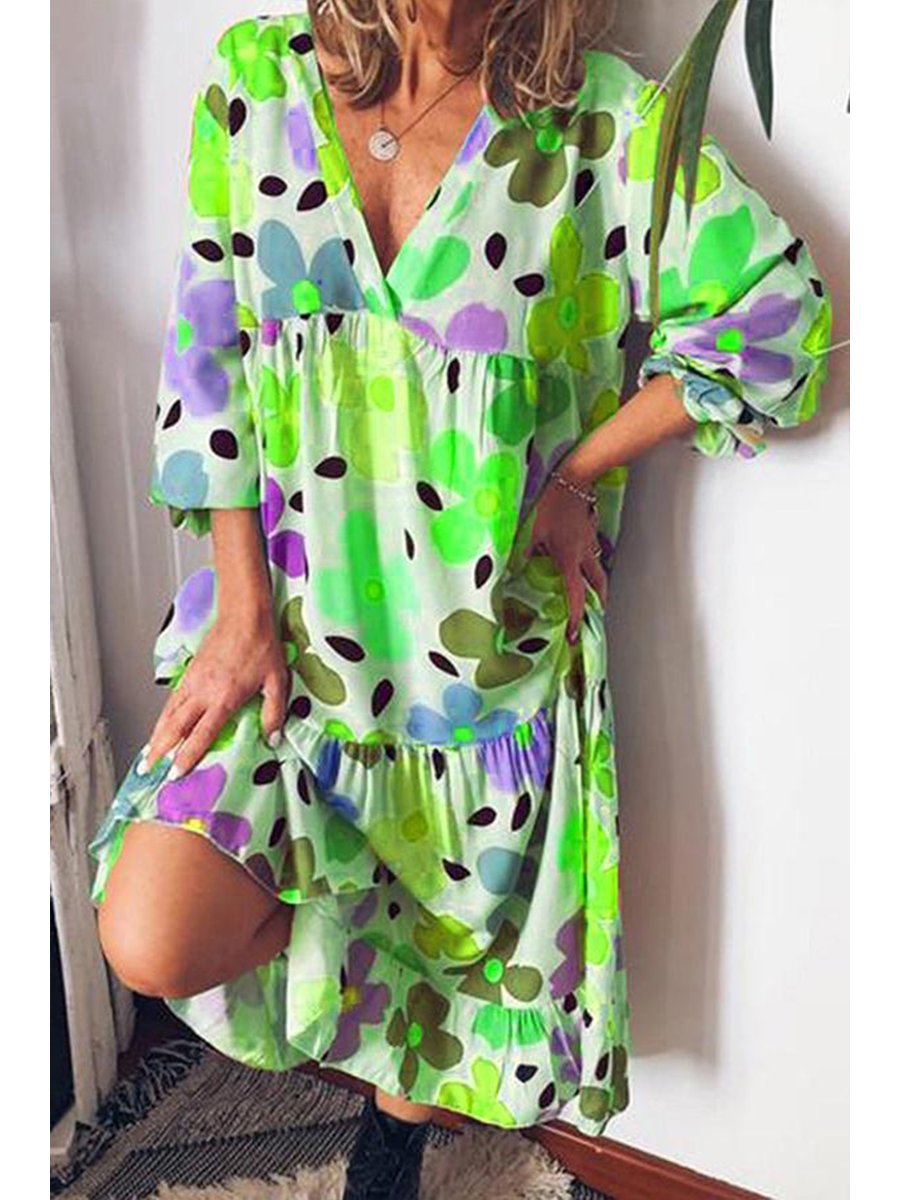 Smart Pattern Print V Neck Dress