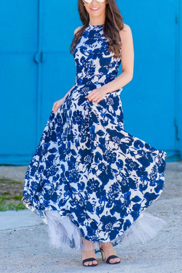 Fresh Print Round Neck Sleeveless Maxi Dress