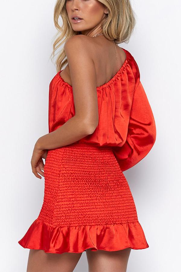 Oblique Shoulder Ruffle Dress