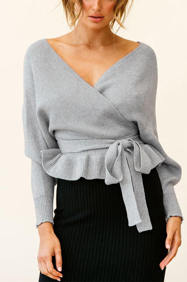 V-neck Slim Belt Sweater