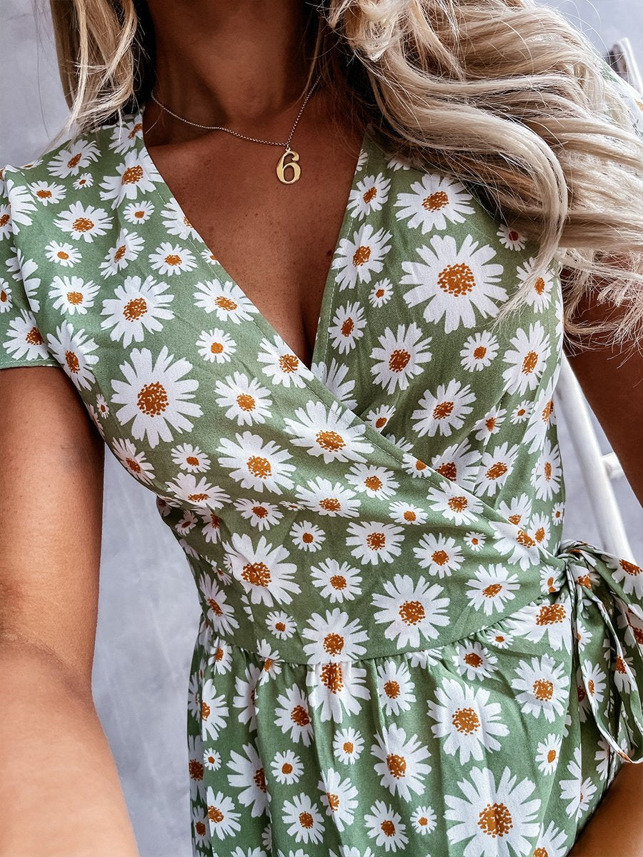 Daisy Print V-neck Short Sleeve Wrap Maxi Dress