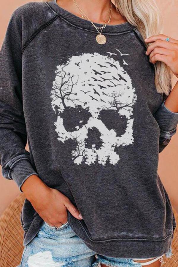 Long Sleeve Skull Print Round Neck Sweatshirt