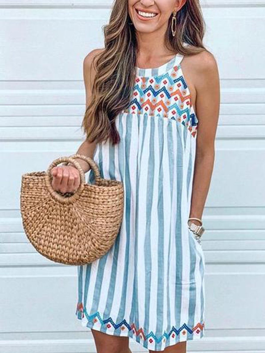 Halter Neck Flower Print Pockets Mini Dress