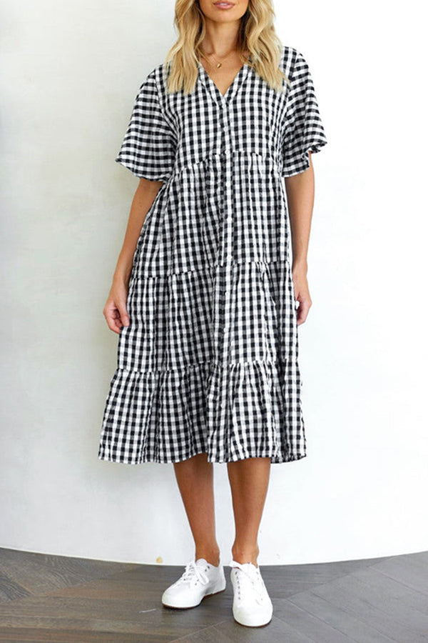 Short-sleeved Black and White Plaid V-neck Doll Dress