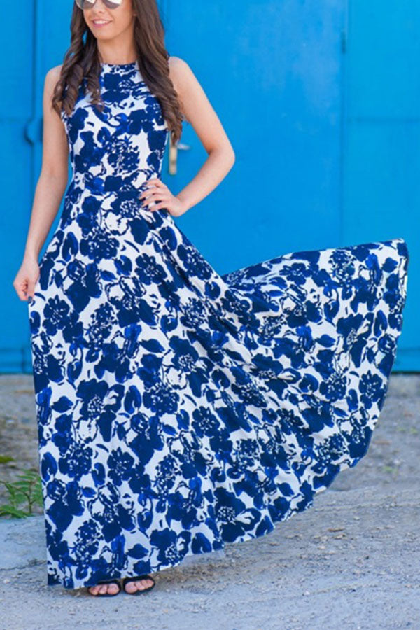 Fresh Print Round Neck Sleeveless Maxi Dress