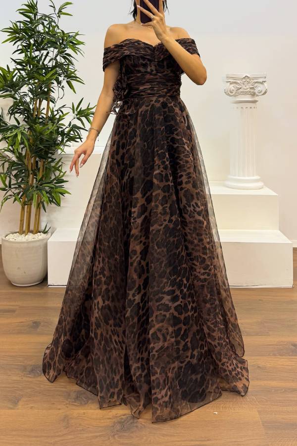 Boat Neck Tulle Evening Dress