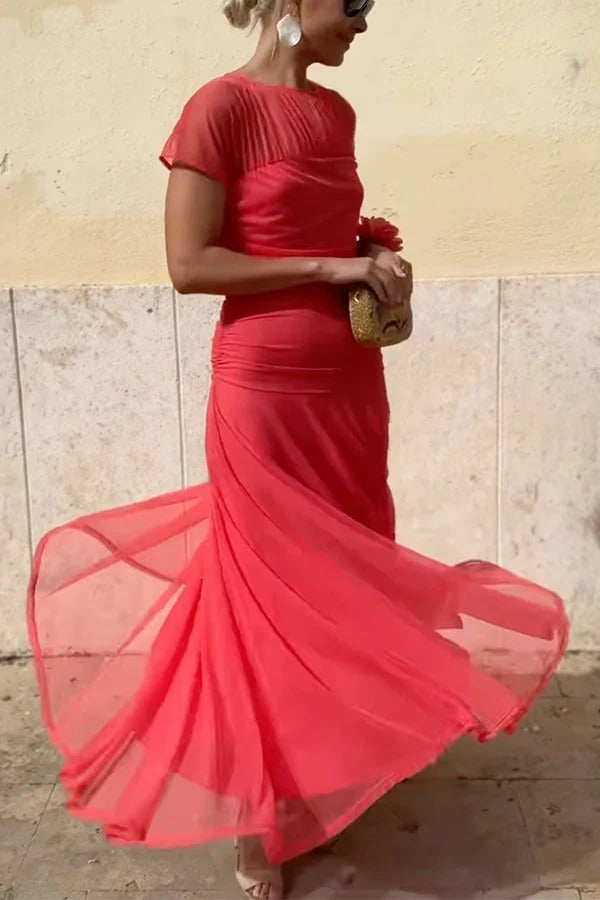 Chic Illusion Yoke Short Sleeve Flowy Long Dress