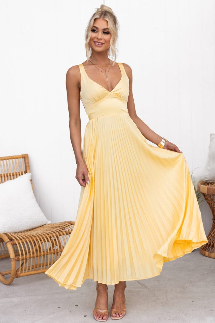 Tucson Sunset Pleated Back Elastic Umbrella Maxi Dress