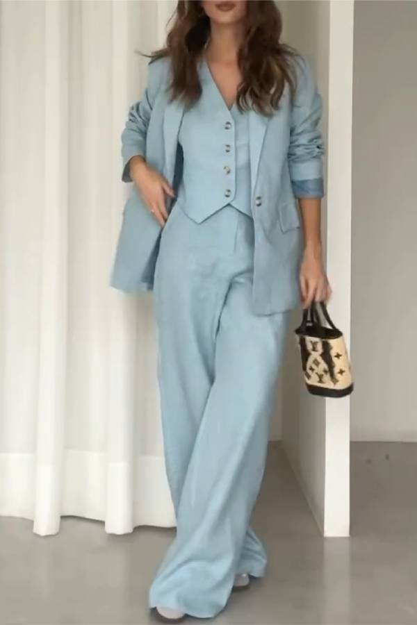 Stylish Gilet And Blazer Three Pieces Set