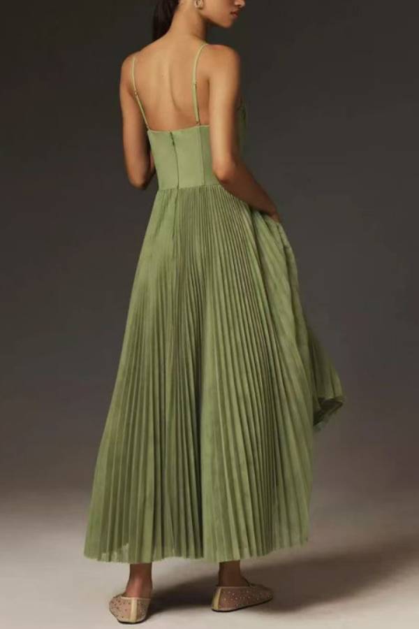 Spaghetti strap bra-style pleated long dress