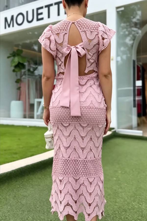 Verina Ripple Lace Embroidered Fabric Bell Sleeve Back Tie-up Pencil Midi Dress