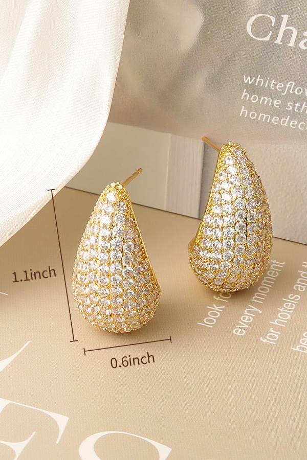 Teardrop-shaped full diamond stud earrings