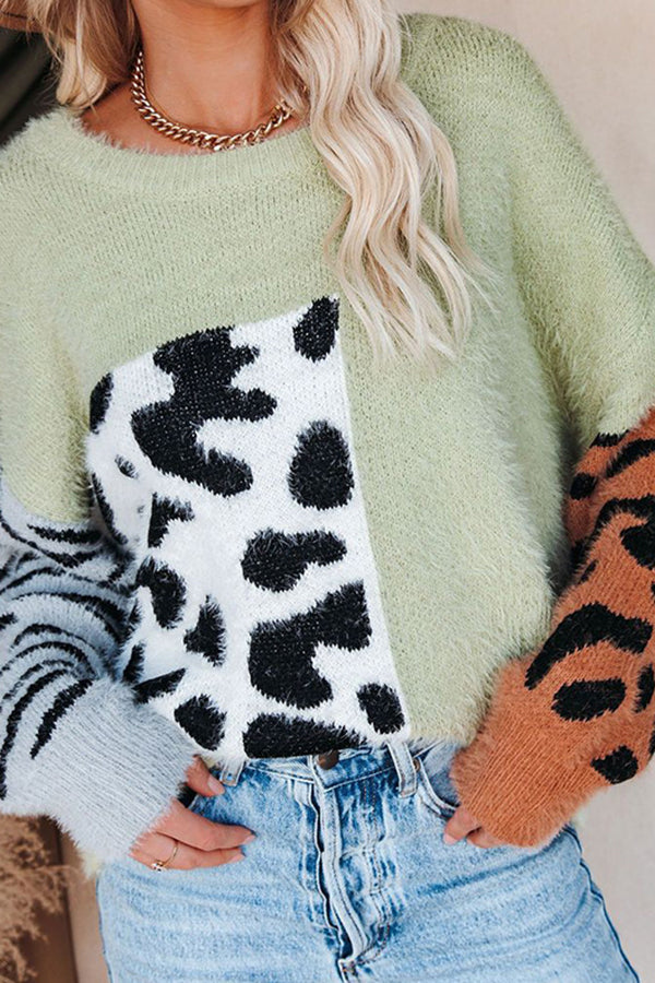 Color Contrasting Leopard Print Sweater