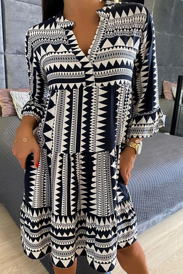Casual V-neck Geometric Print Flared-sleeve Short Dress