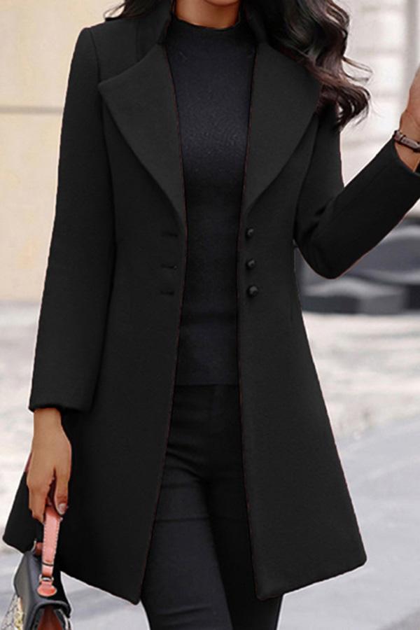 Mid-length Wide Collar Boucle Overcoat