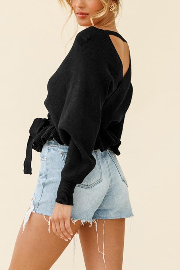 V-neck Slim Belt Sweater