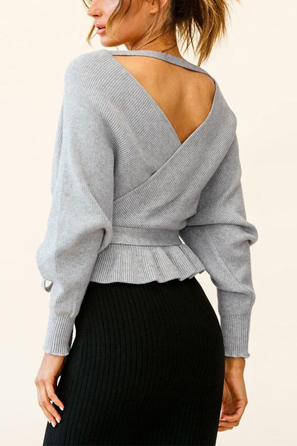 V-neck Slim Belt Sweater