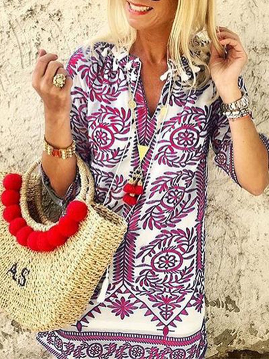 Fashion Five-Sleeve Printed Deep V-Neck Dress