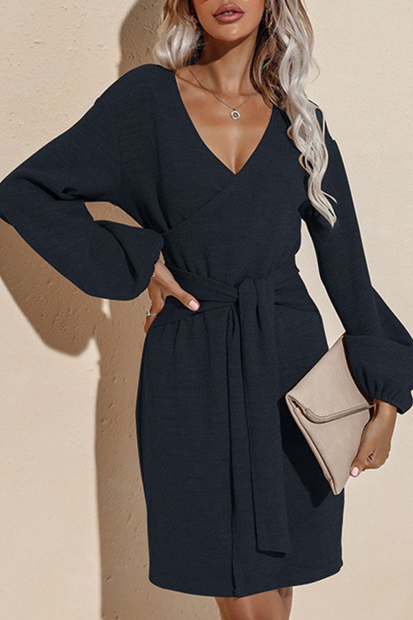 Solid Color V Neck Long Sleeve Lace Up Dress