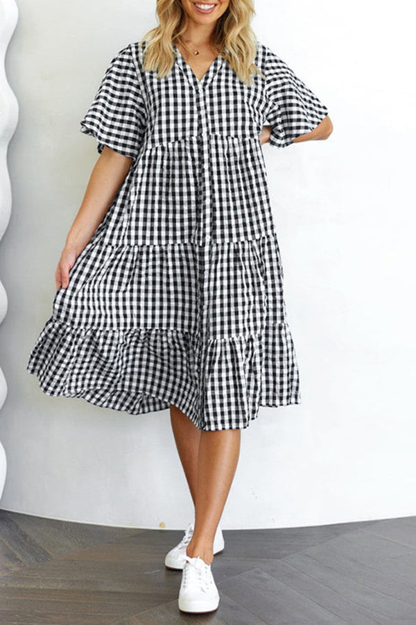 Short-sleeved Black and White Plaid V-neck Doll Dress