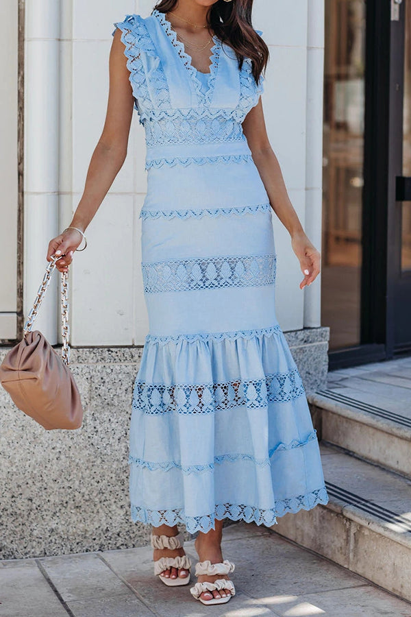 Elegant Lace Solid V-Neck Sleeveless Panel Slim Fit Maxi Dress