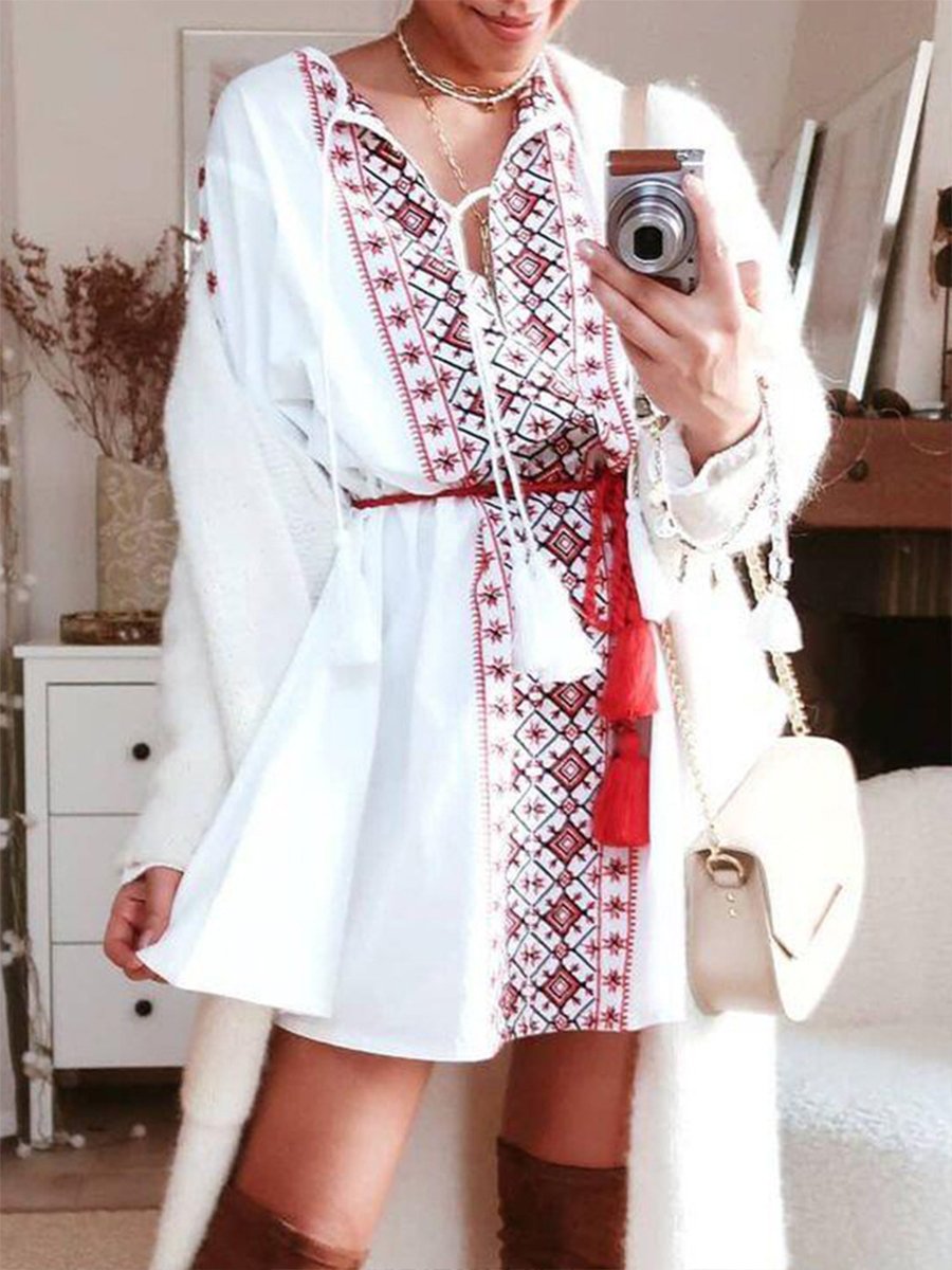 Tribe Print V-neck Lace-up Long Sleeve Vacation Dress