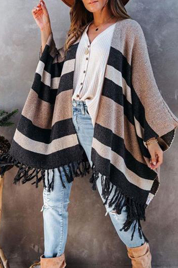 Tartan Plaid Tassel Poncho Cardigan