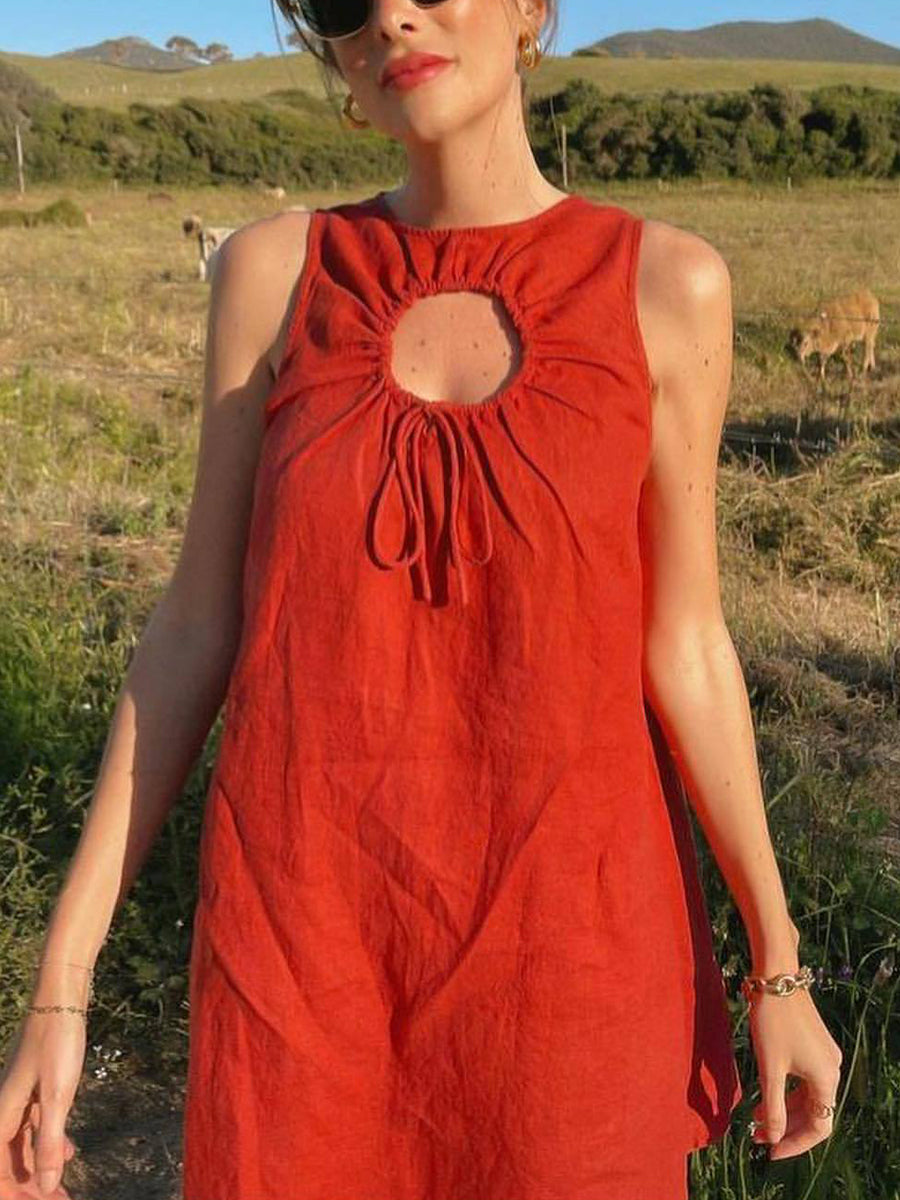 Design Solid Color Cutout Sleeveless Mini Dress