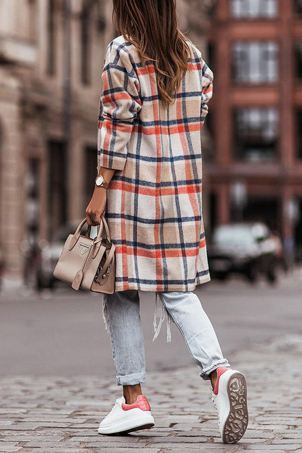 Long-sleeved Single-breasted Plaid Woolen Coat
