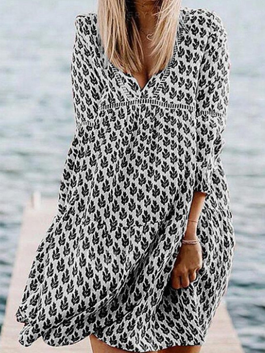 V-neck Nine Points Sleeve Leaf Print Mini Dress