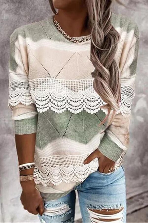 Gradient Lace Trim Cable Knit Pullover Sweater