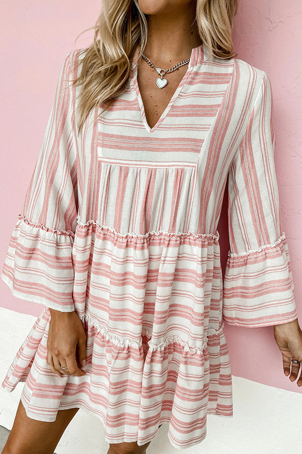 Printed V-neck Flare Long Sleeve Stitched Casual Large Swing Dress