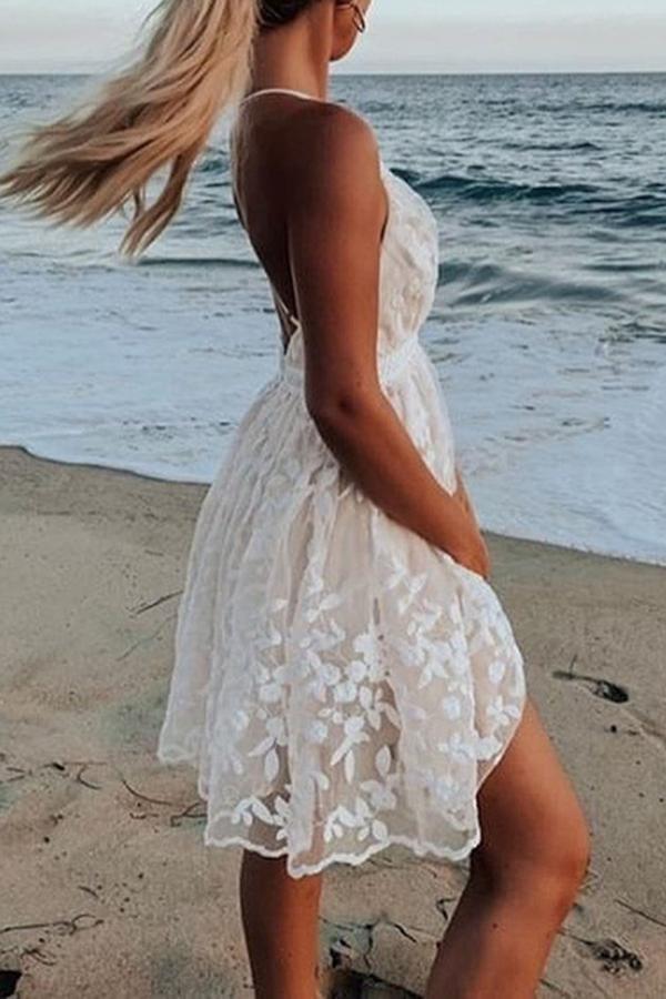 White Lace V-neck Backless Dress